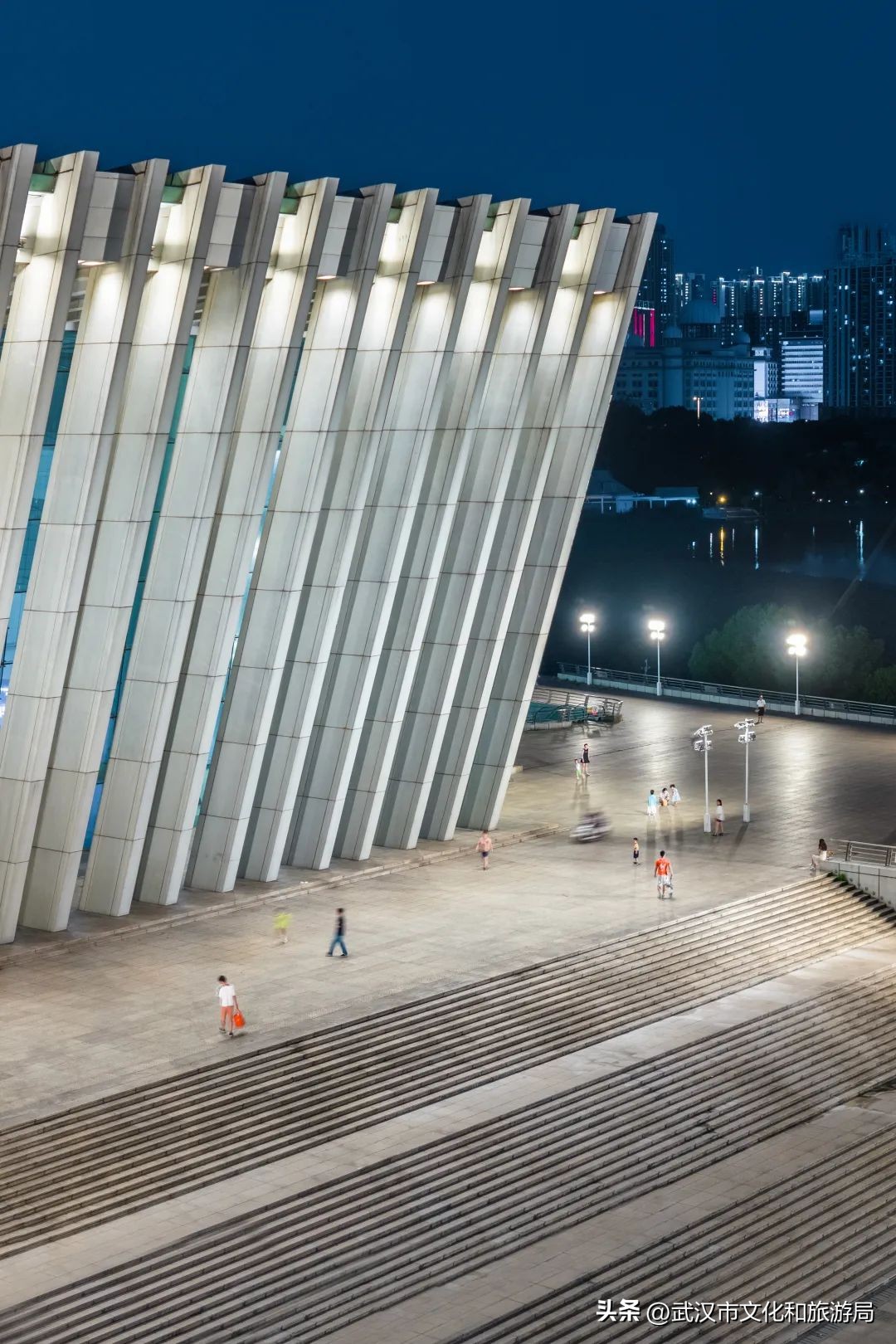 琴台:武汉艺术高地,除看剧听音乐会的隐藏玩法攻略(图2) 餐厅播放的音乐_西餐厅适合播什么音乐剧_适合餐厅播放的纯音乐