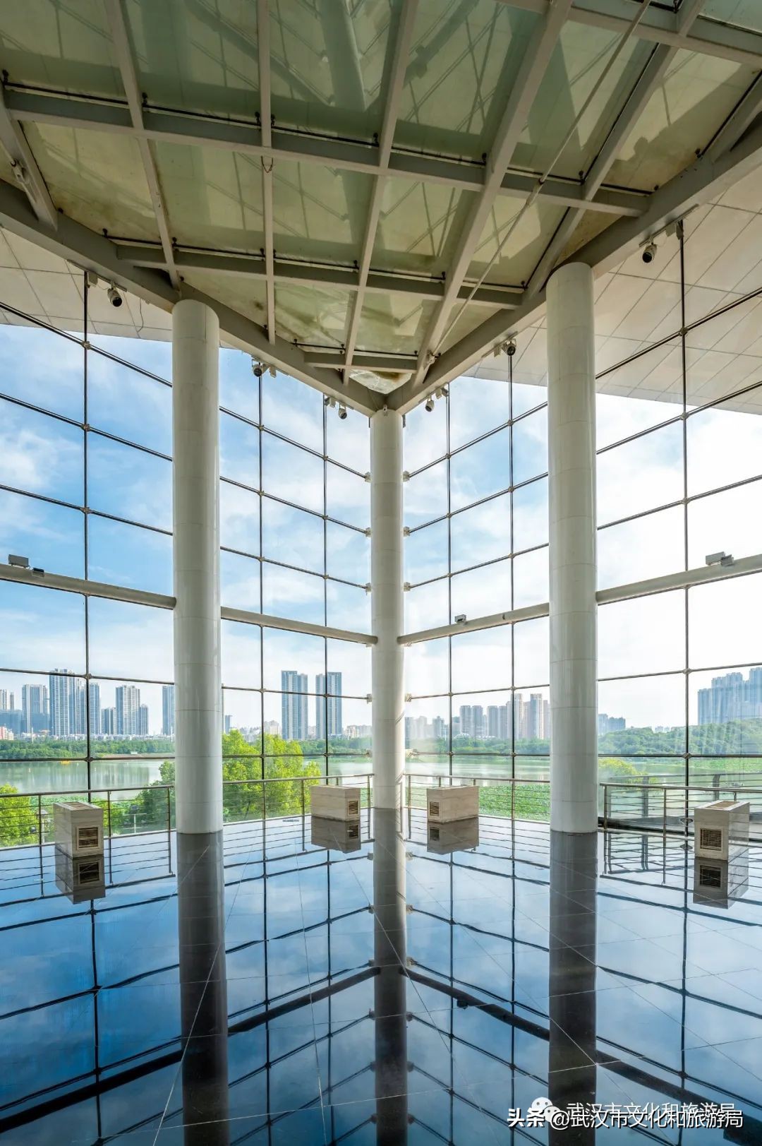 琴台:武汉艺术高地,除看剧听音乐会的隐藏玩法攻略(图48) 西餐厅适合播什么音乐剧_餐厅播放的音乐_适合餐厅播放的纯音乐